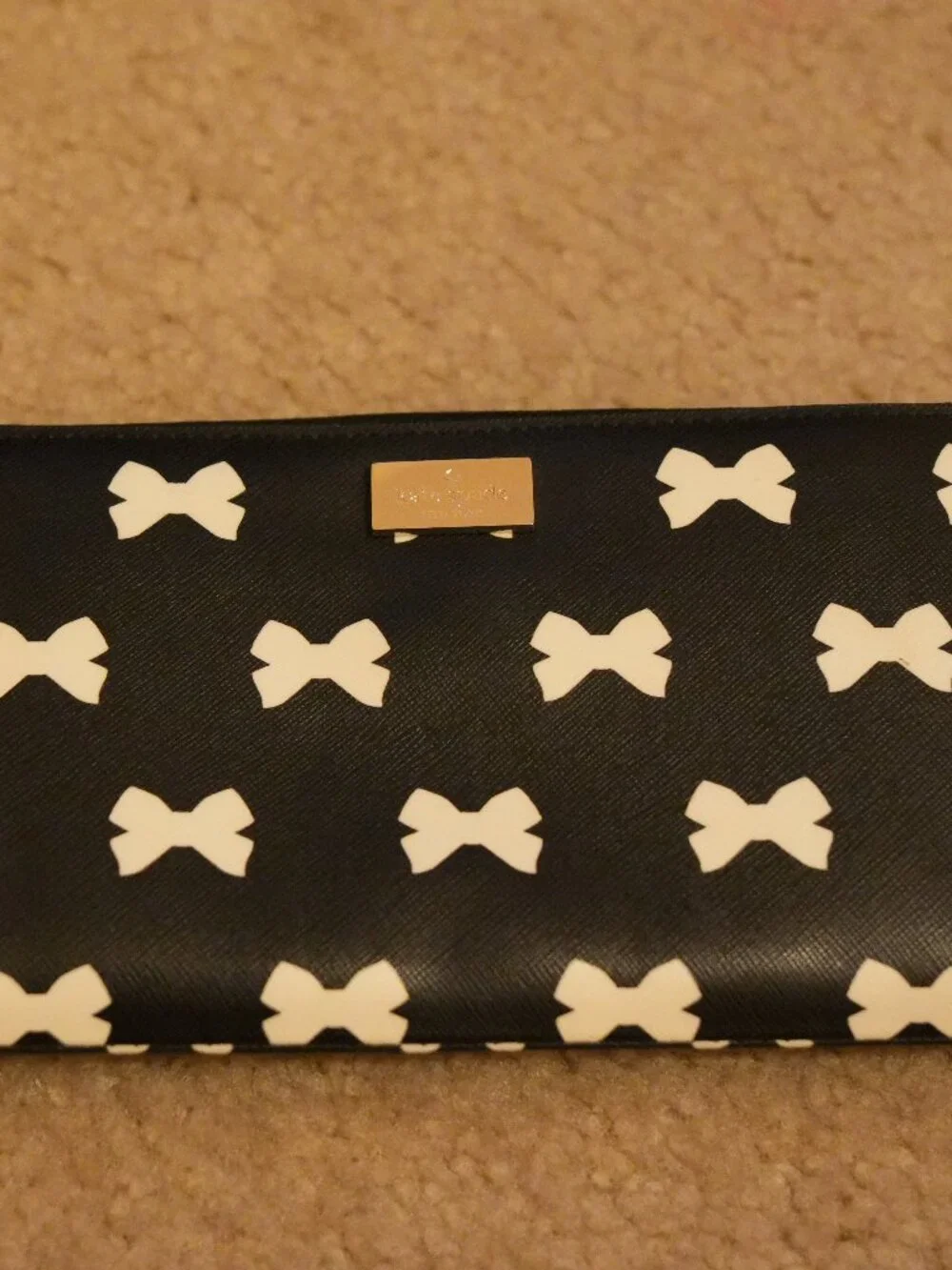 Kate Spade New York Women's Black Wallet-purse